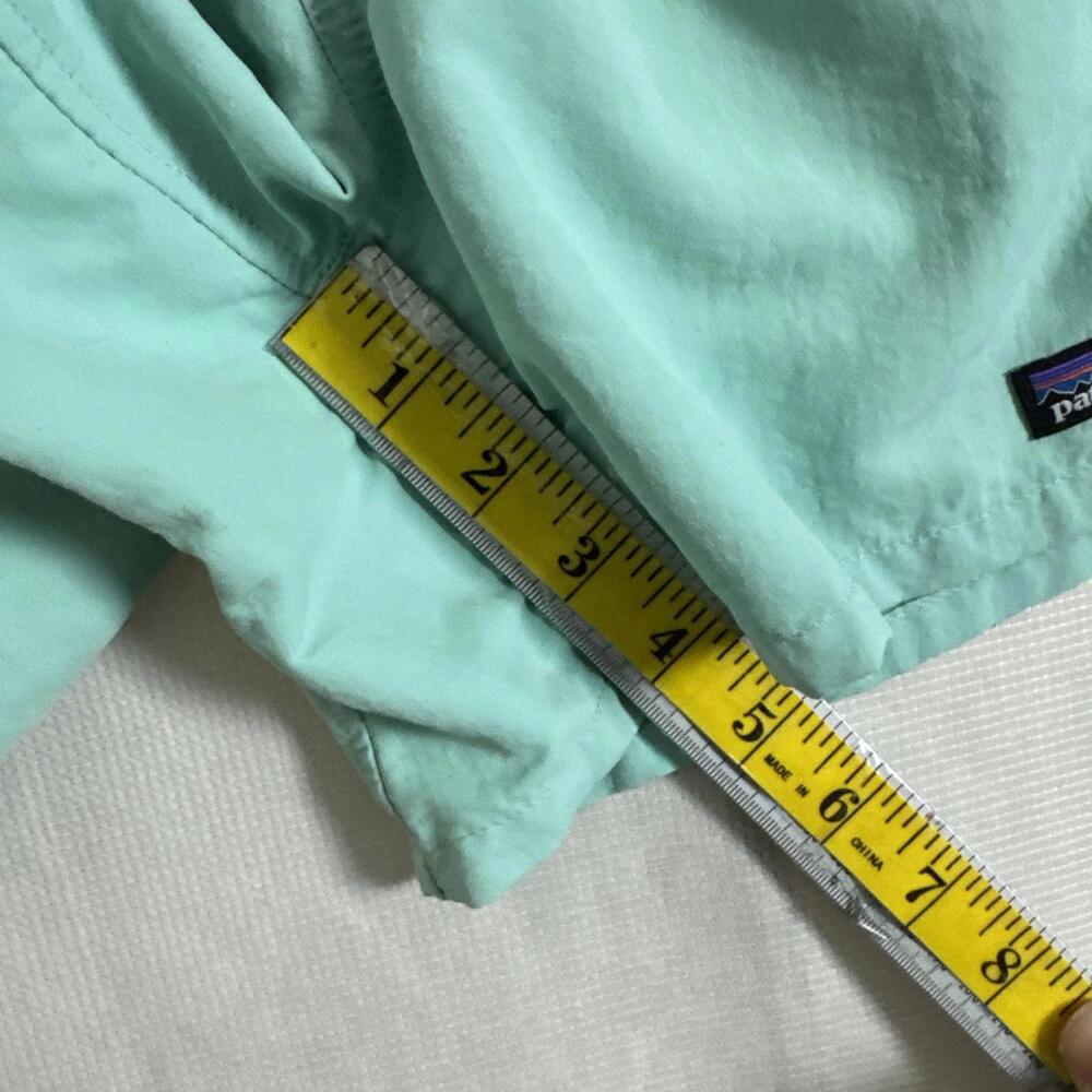 Patagonia Women's Size 2XS XXS Solid Green Nylon 4" Baggies Shorts - Picture 9 of 9